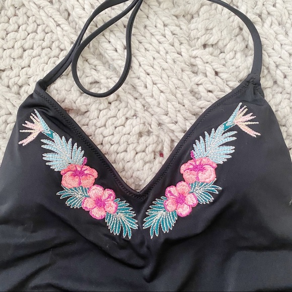 VICTORIAS SECRET PINK RUCHED BLACK ONE-PIECE SWIM - Picture 3 of 4